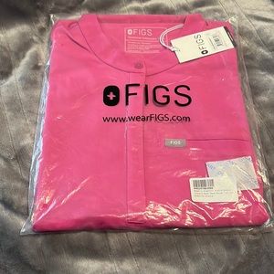 Montex figs scrub top